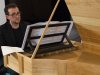 Jacopo Sibilia durante le prove per il concerto con il pianoforte Cristofori nella sala concerto del Museo degli Strumenti Musicali a Roma il 14 maggio 2022