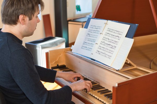Artem Belogurov playing the  Cristofori piano during the recording at La Grua Center in Stonington (Rhode Island, USA), 18th to the 20th March 2023