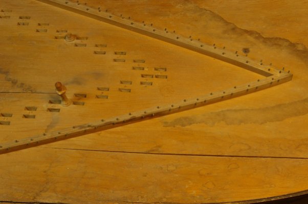 stark verschmutzter Resonanzboden